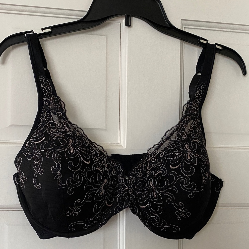 Playtex Black Bra with Silver Lace Embroidery 36D